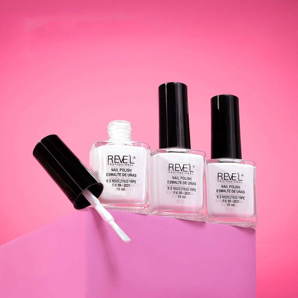 Esmalte de uñas blanco