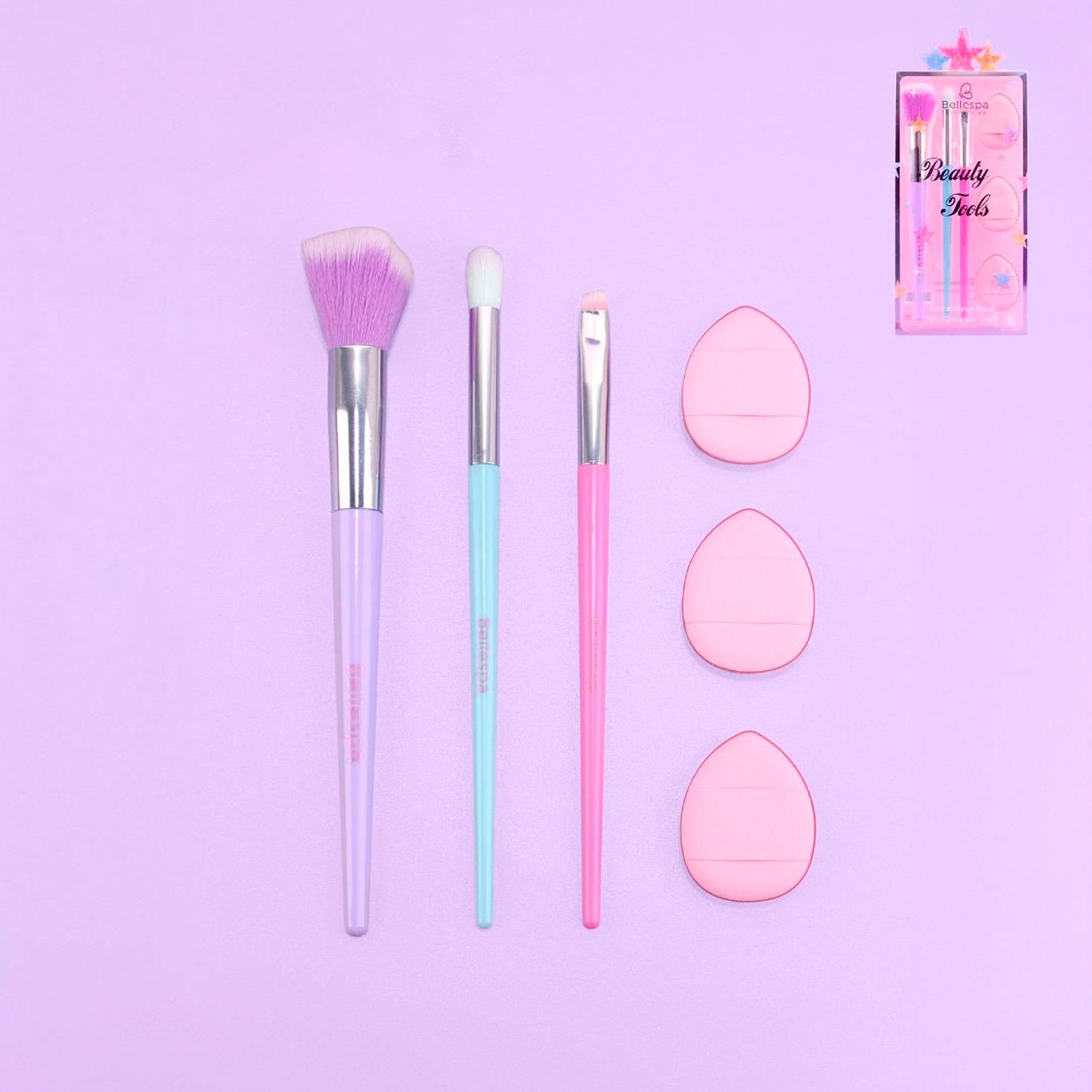 Beauty Tools Set de Brochas y Blender Bellespa 3 brochas multicolor y 3 mini blenders rosa sobre fondo lila vista completa