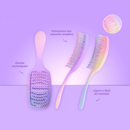 Cepillo desenredante para cabello rizado.