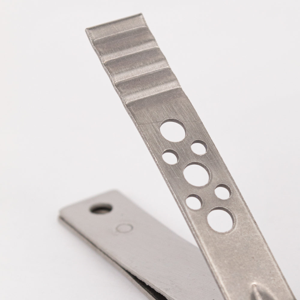 Corta uñas metal calado