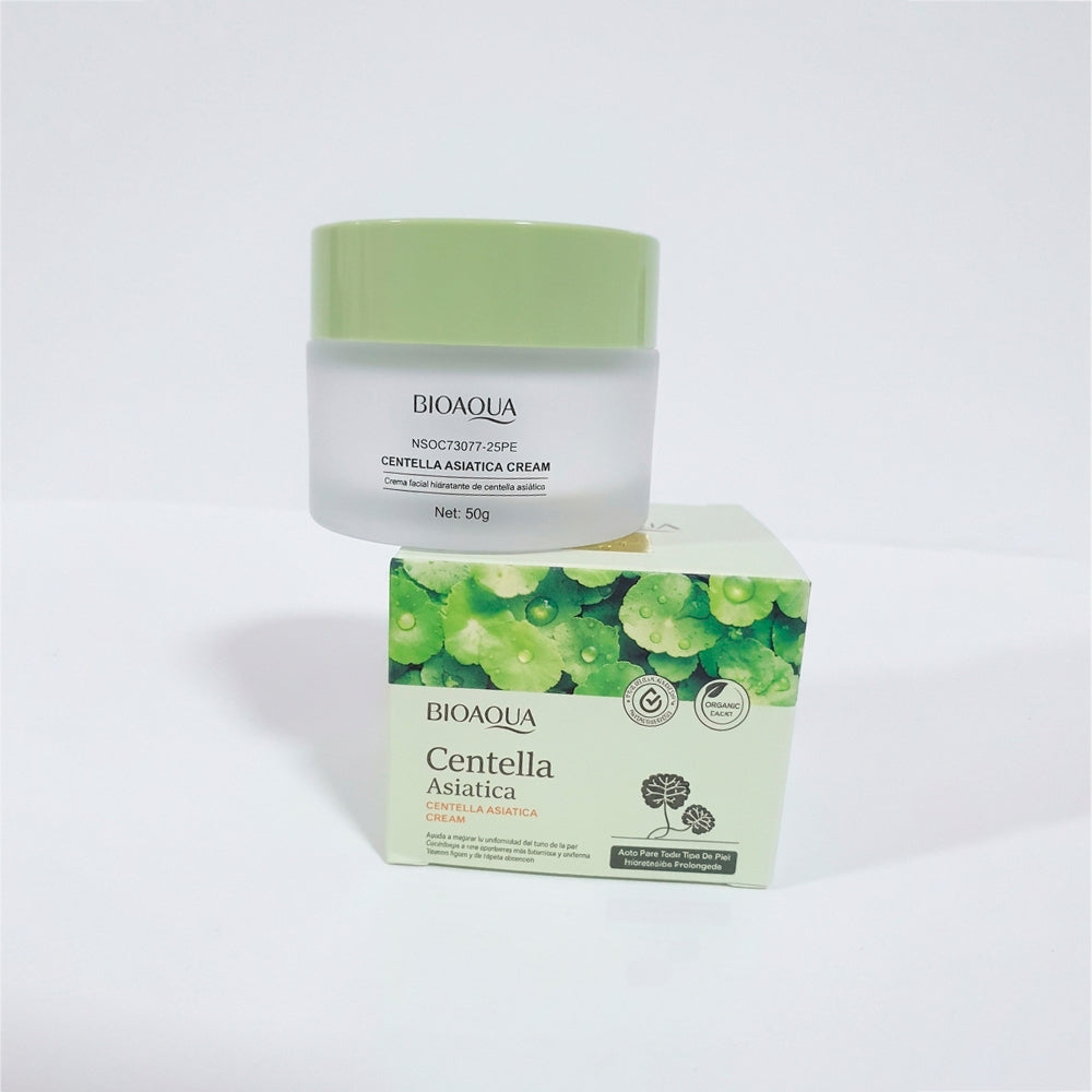 Crema facial Centella Asiatica Cream 50g Bioaqua certificada organic, hidratante de rápida absorción apta para todo tipo de piel