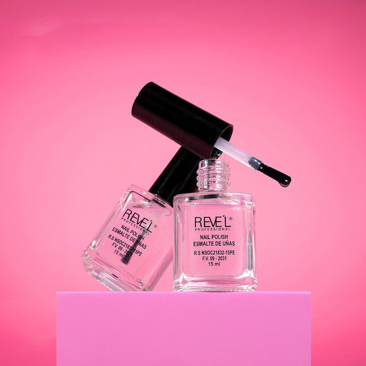 Esmalte de uñas transparente con pincel aplicador sobre fondo rosa — Reve'l Professional Nail Polish 15 ml