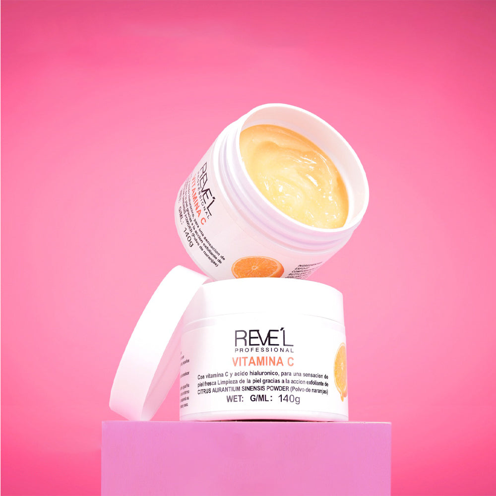 Exfoliante corporal Vitamina C y ácido hialurónico Reve'l Professional 140g con polvo de naranja
