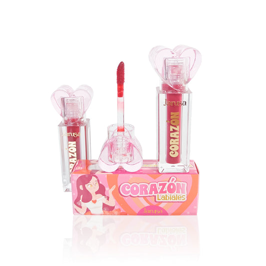 Product shot with box, 3 bottles, white background Lip Gloss Corazón Hidratante Jarusa set con caja en tonos rojo glitter y vino marrón, frasco cuadrado transparente con tapa forma de corazón