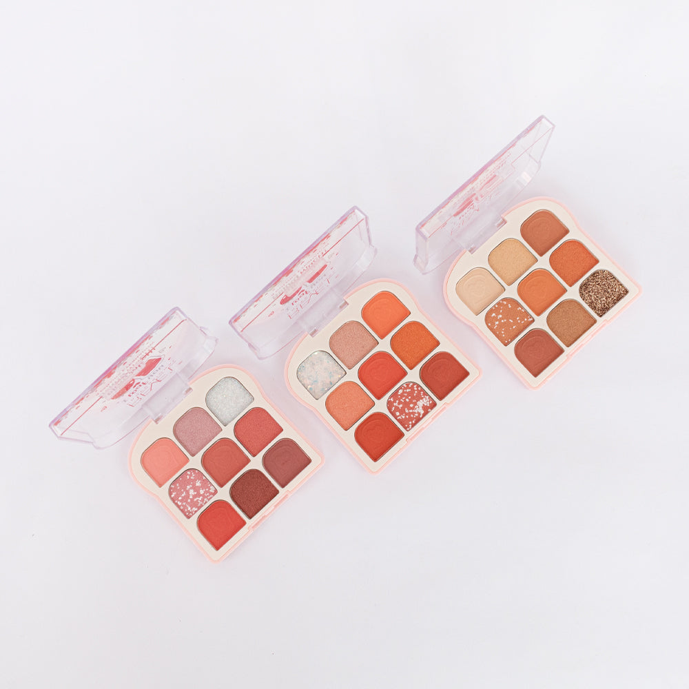 Paleta de sombras I Loaf You Berry Much Reve'l 3 variantes 9 colores en tonos rosa, coral y nude sobre fondo blanco
