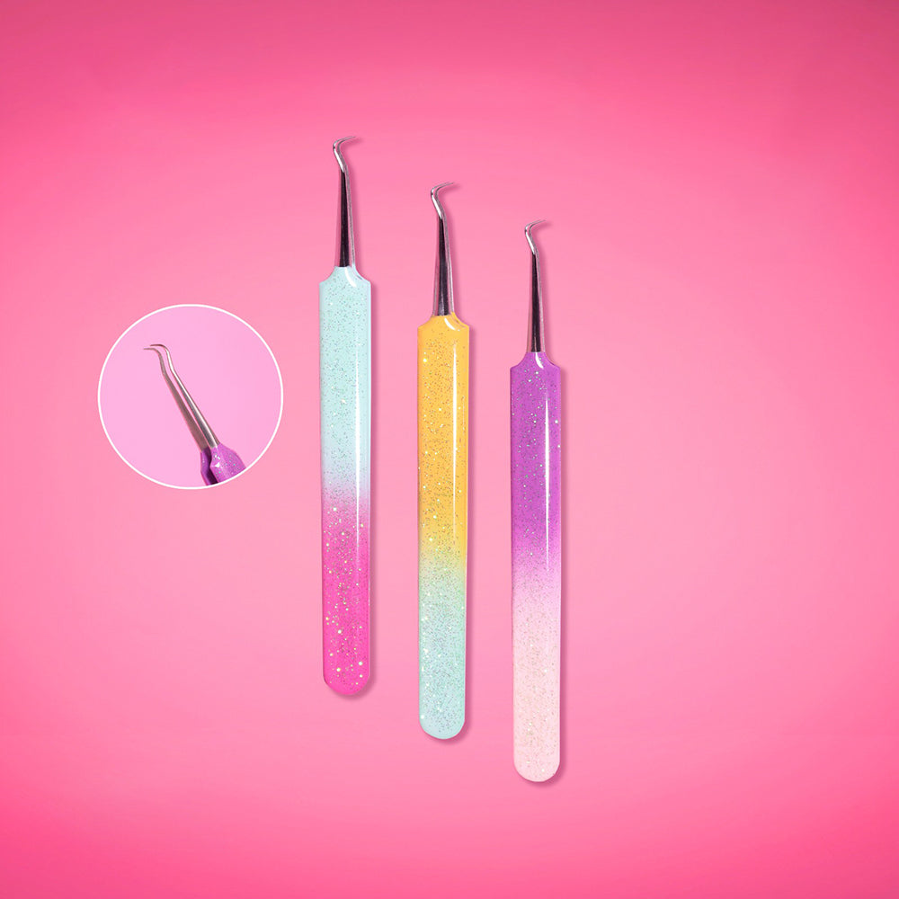 Pinza anti acné para puntos negros con punta curva de acero y mango glitter degradado en tres colores menta fucsia amarillo celeste y morado blanco