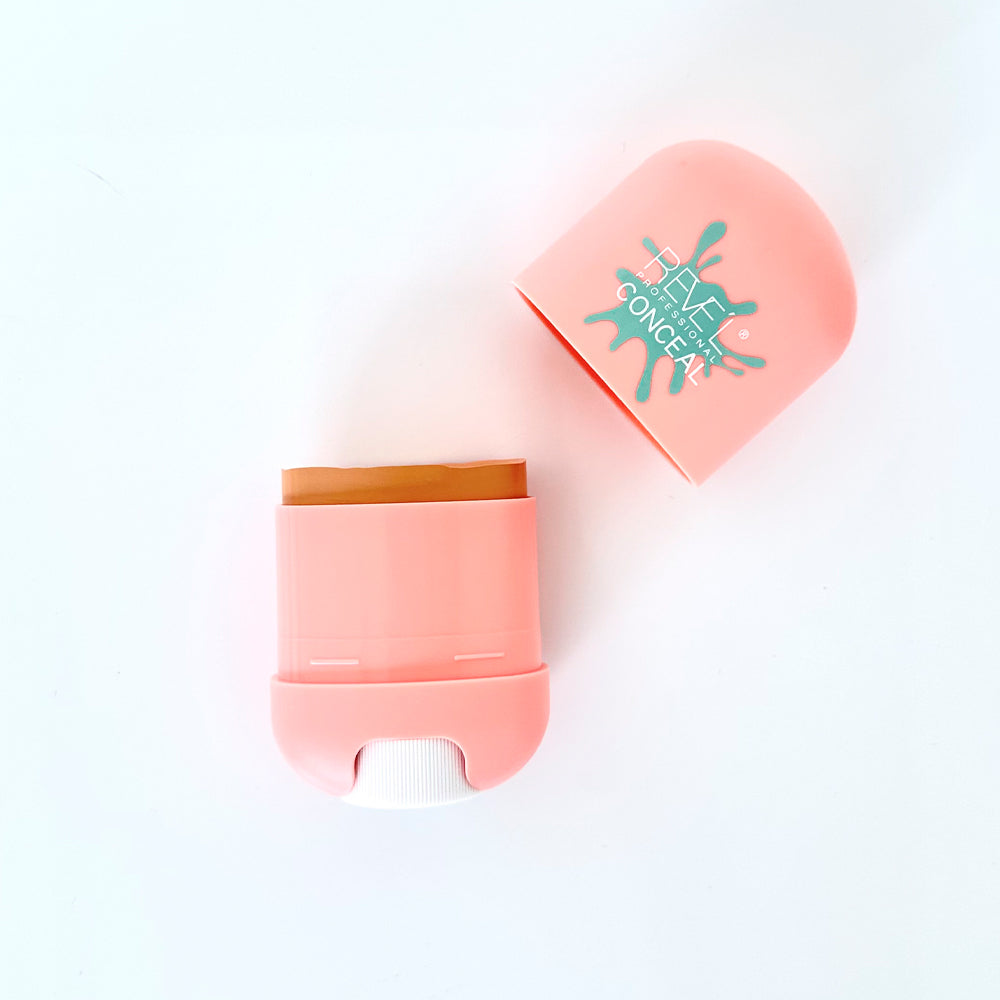 Base correctora en barra Conceal tono rosa abierta vista superior — Reve'l Professional
