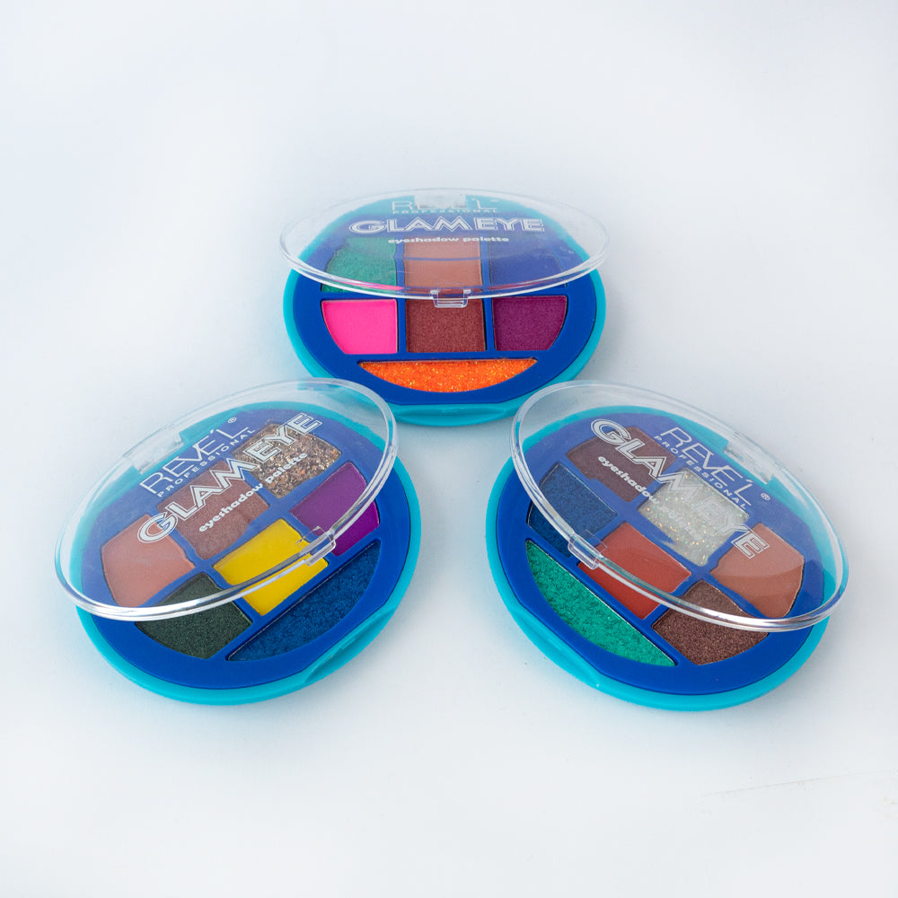 Tres variantes de paleta sombras Glam Eye abiertas mostrando distintas combinaciones de tonos vibrantes en estuche redondo azul — Reve'l Professional