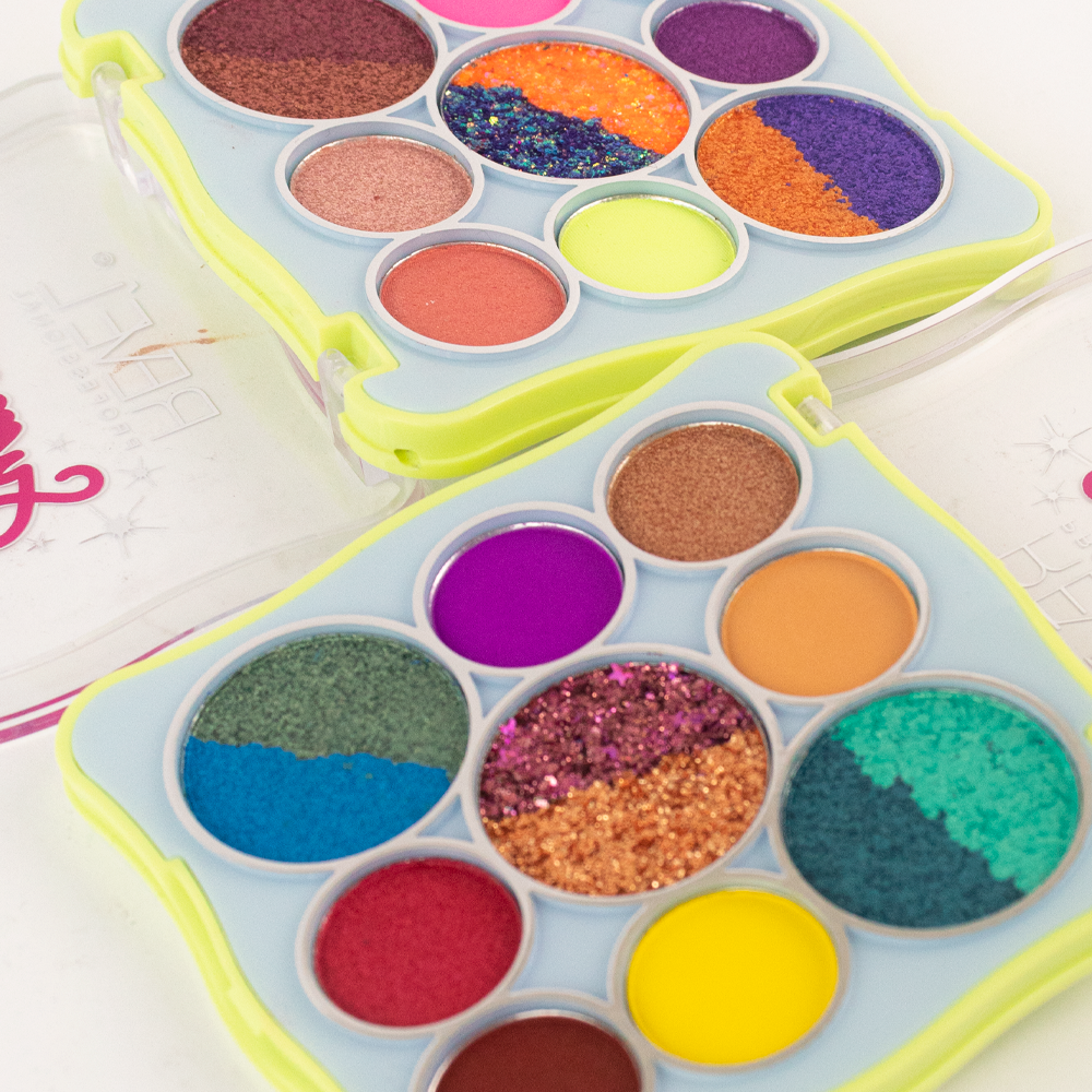 Detalle de pigmentos y glitter de paleta Summer Night Party 9 tonos vibrantes — Reve'l Professional