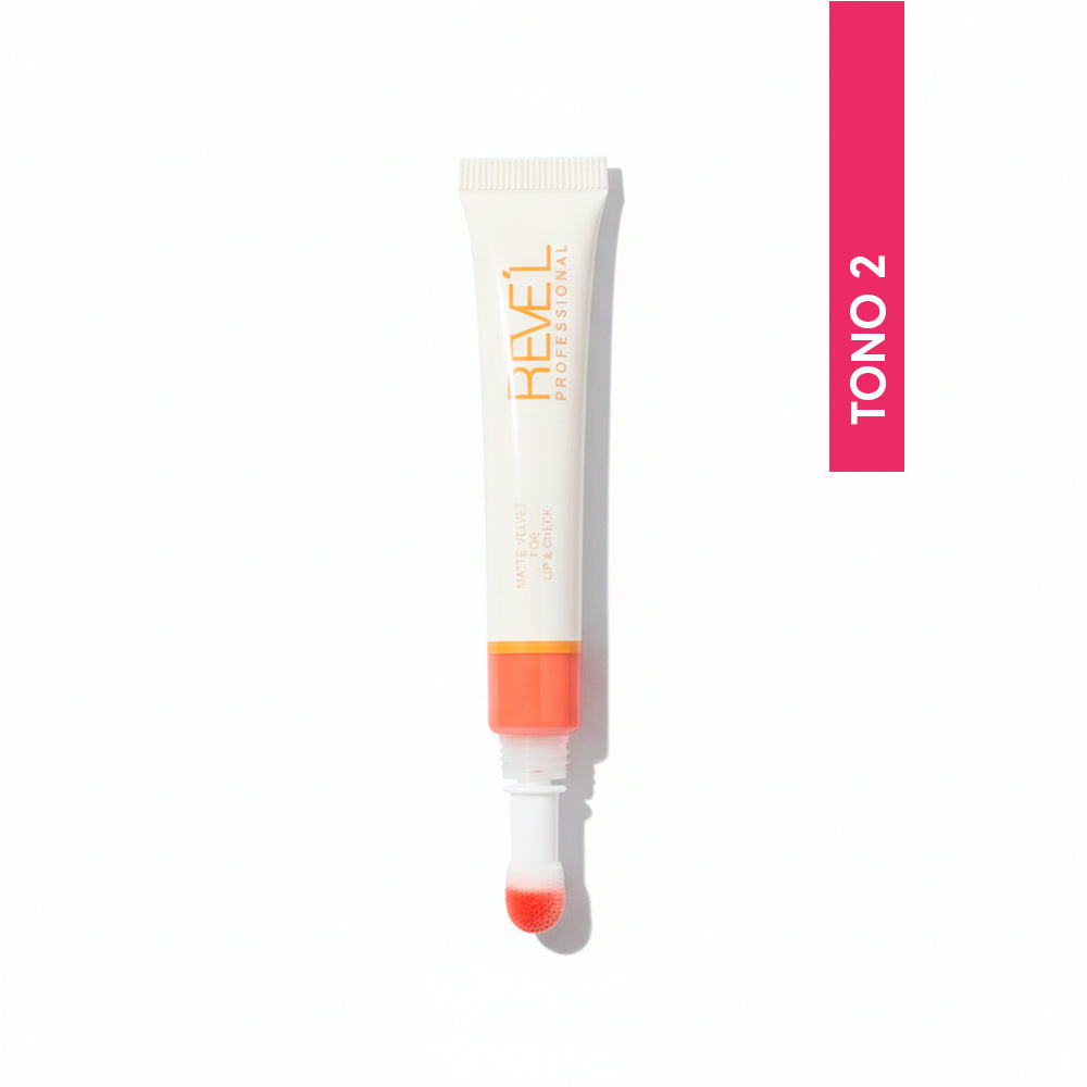 Tint Matte Velvet 2 en 1 para labios y mejillas Reve'l Professional Tono 2 tono rosa coral sobre fondo blanco